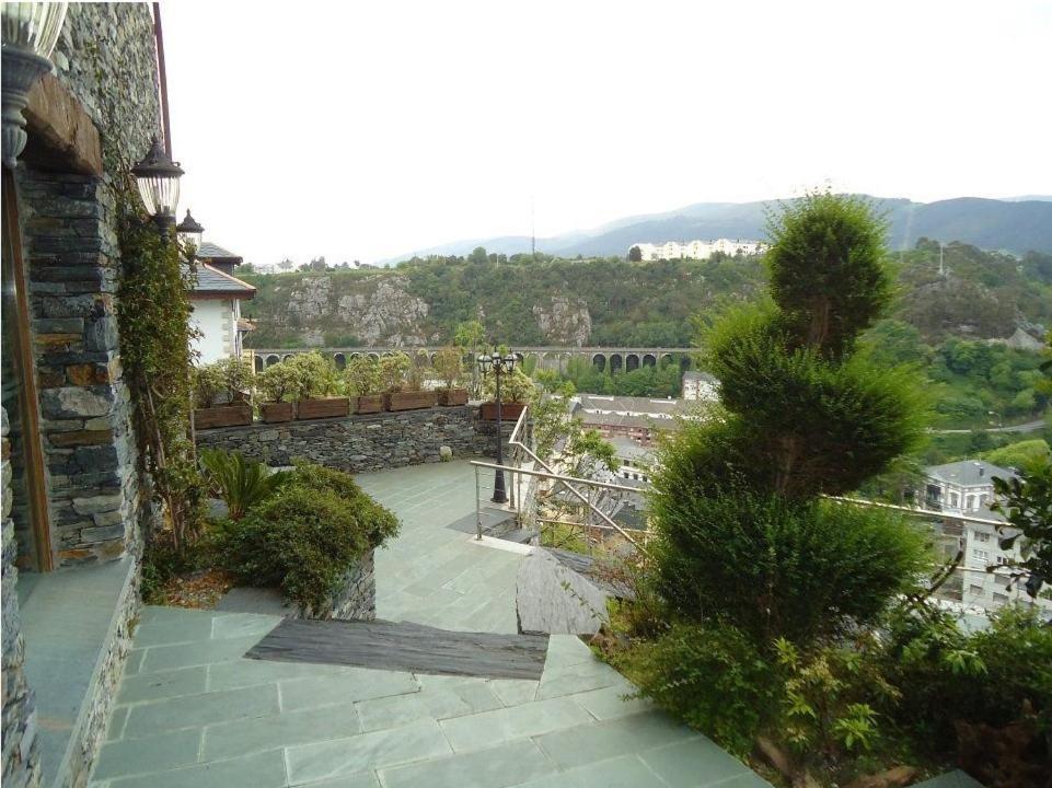 Casona El Gurugu Hotel Luarca Luaran gambar